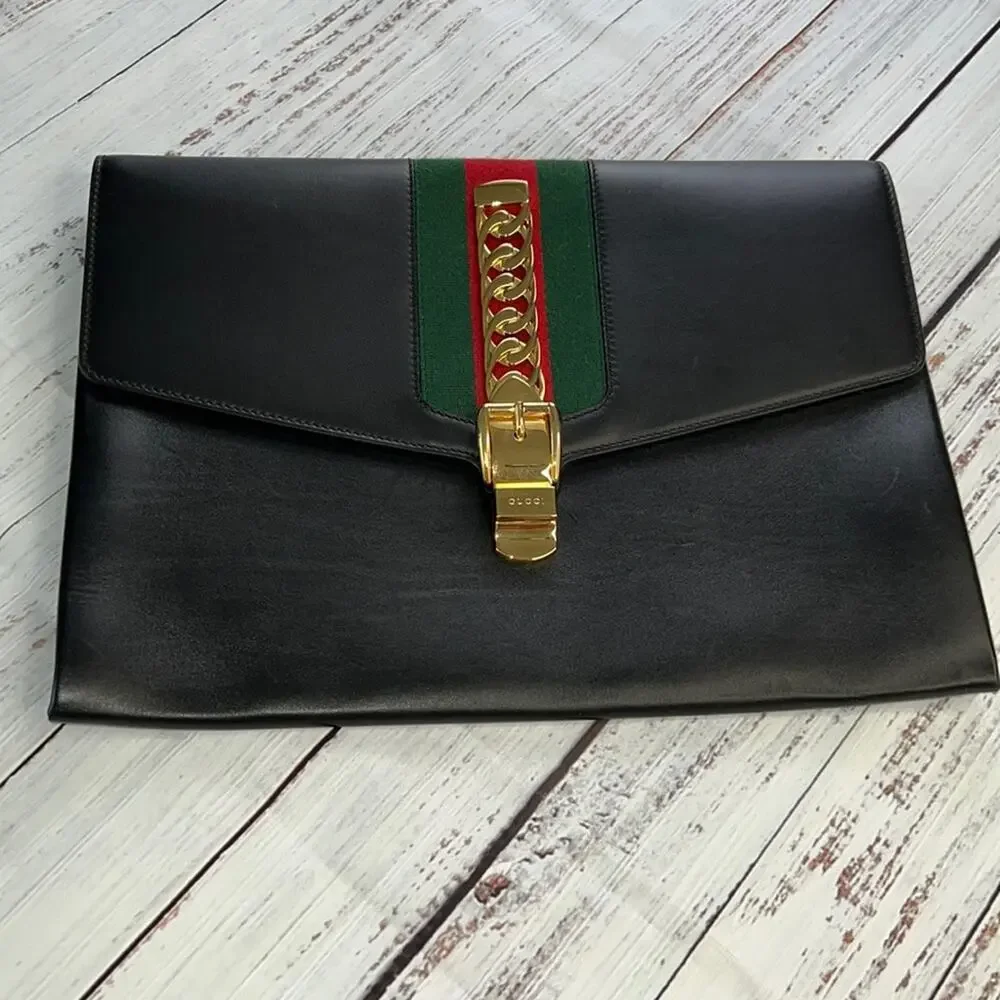 Gucci excellent used